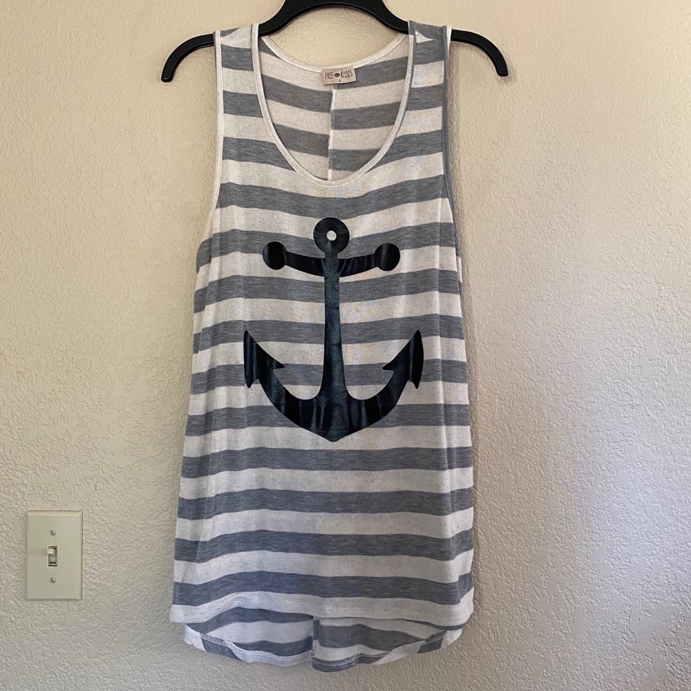 Anchor Free Kisses long tank top